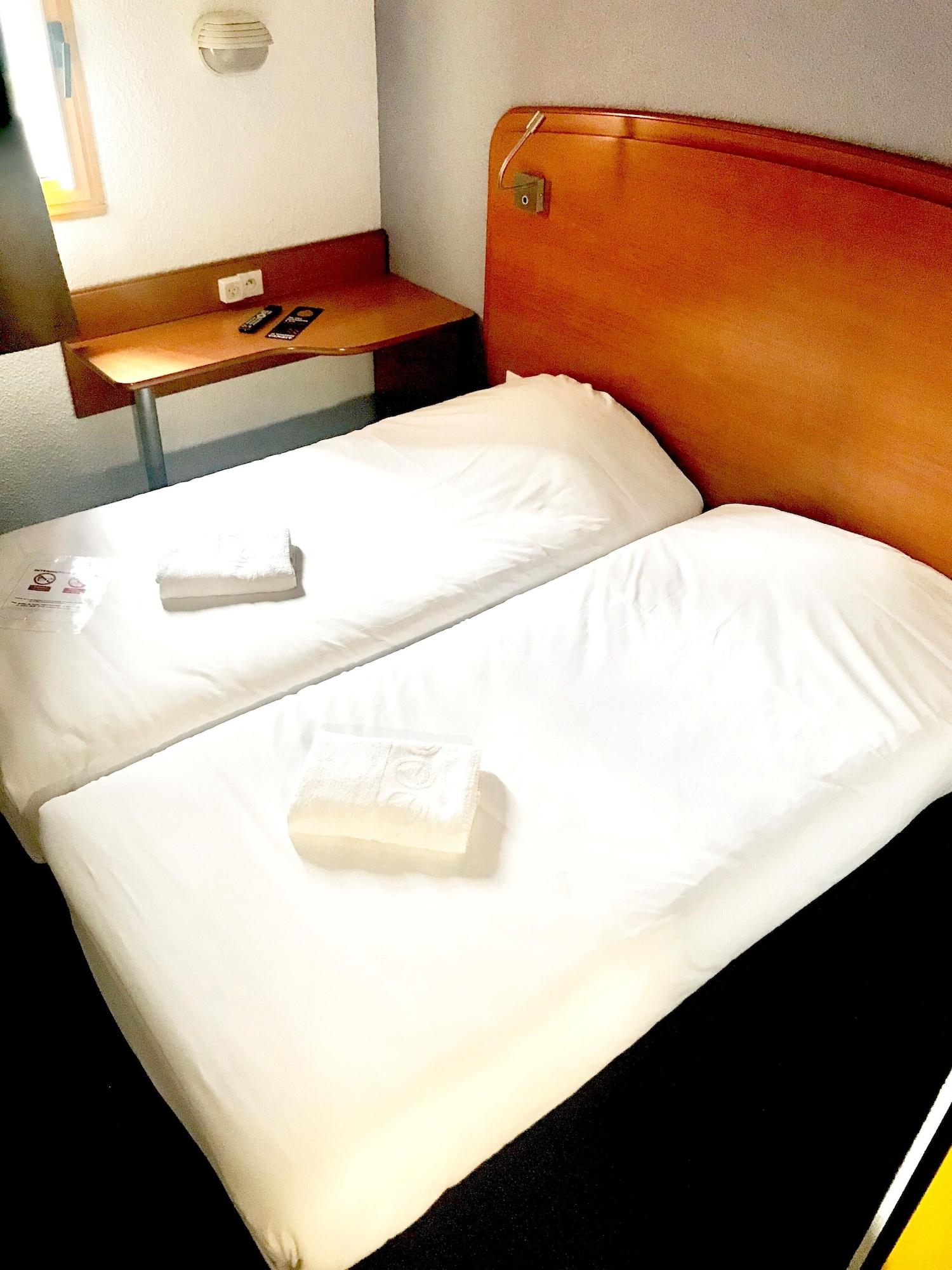 Welcomotel Beauvais Aeroport Exterior photo
