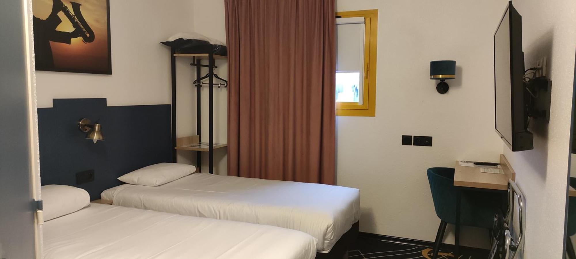 Welcomotel Beauvais Aeroport Exterior photo