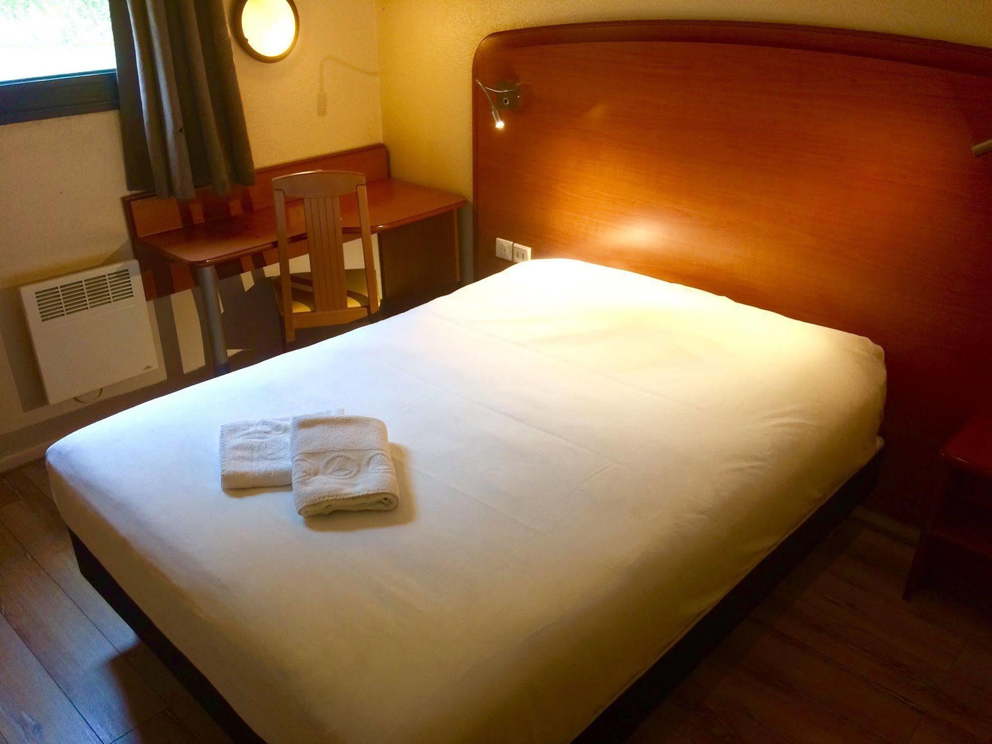 Welcomotel Beauvais Aeroport Exterior photo